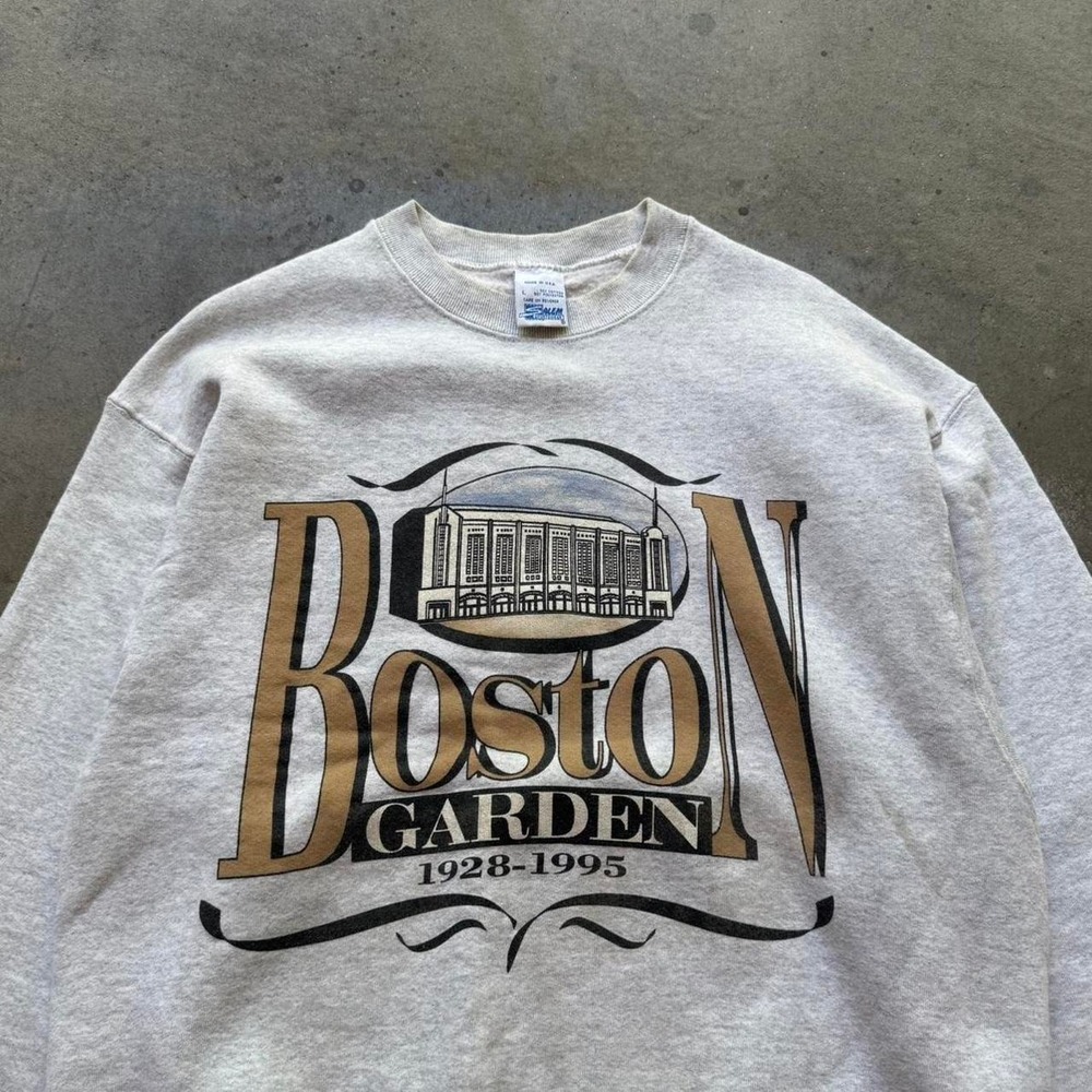 Vintage Salem Sportswear Boston Garden 1928-1995 Sweatshirt Gray Mens Large USA